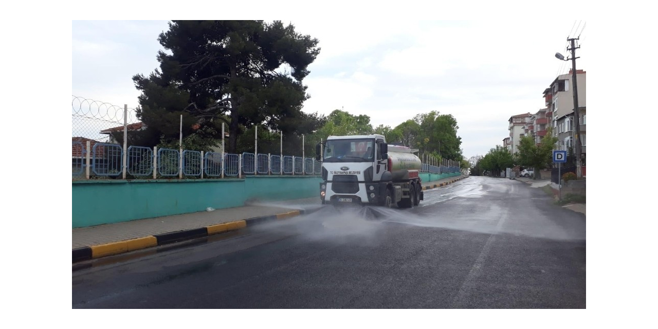 Hayat normalleşiyor dezenfeksiyon çalışmaları tavizsiz sürüyor