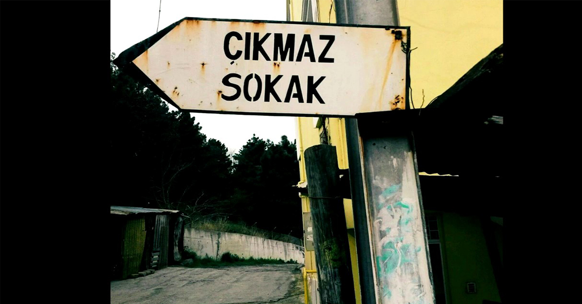 Rüyada Çıkmaz Sokak