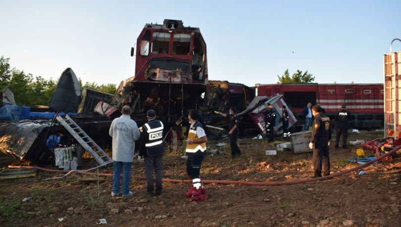 Malatya'da yük trenleri çarpıştı: 1 ölü, 3 yaralı