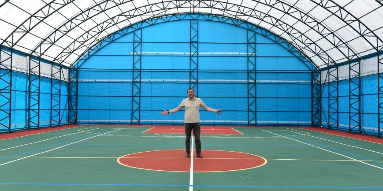 100. Yıl Gençlik Merkezi spor tesisleri baştan sona yenilendi