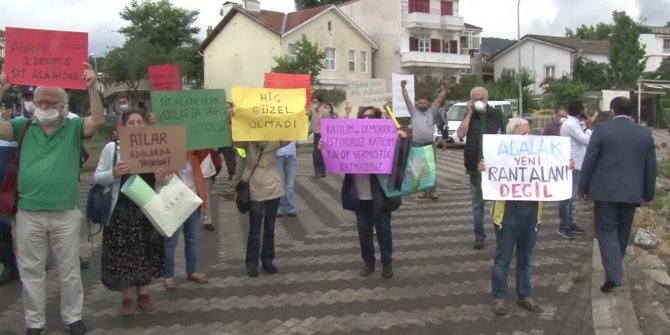 İBB Başkanı İmamoğlu, Adalar'da protesto edildi