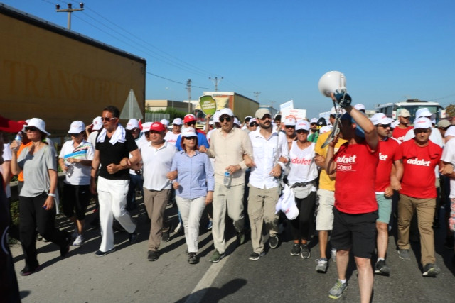 CHP Kemal Kılıçdaroğlu'nun adalet yürüyüş programı.. Pendik mitingi