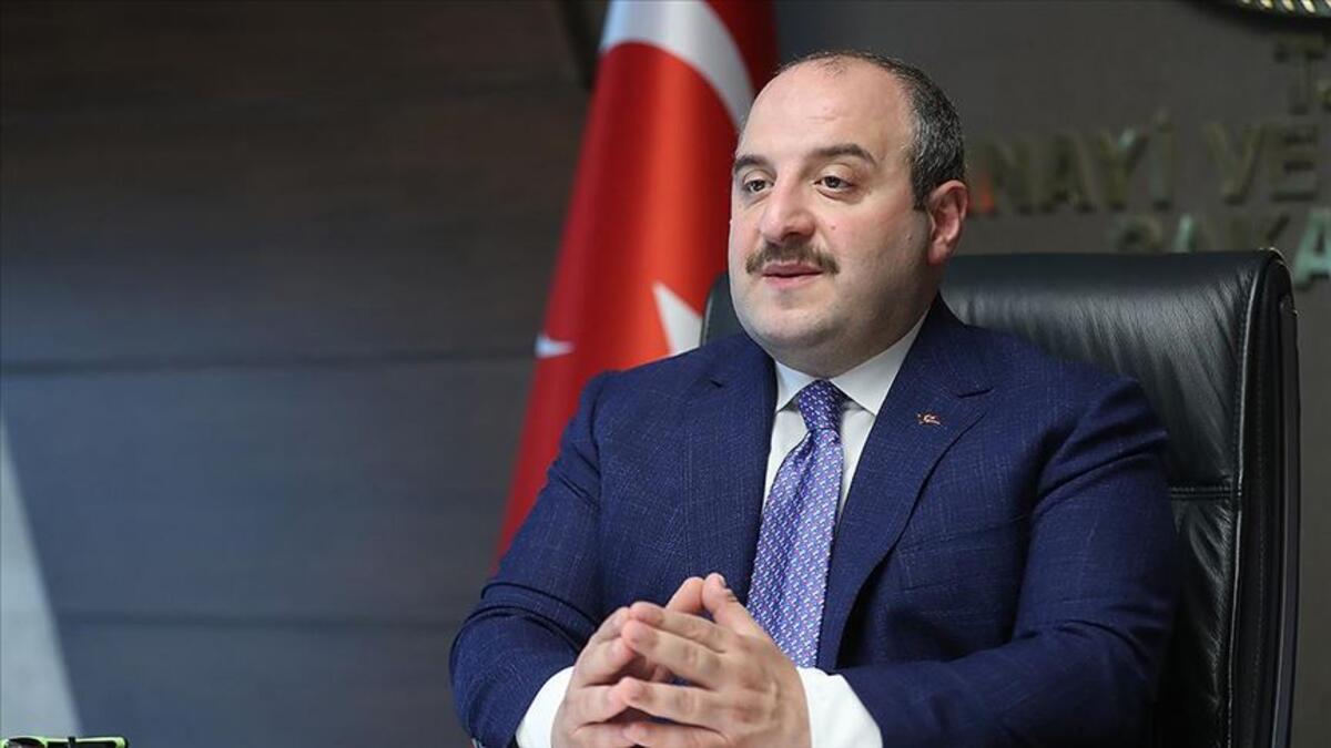 Bakan Mustafa Varank'tan meraklandıran paylaşım!