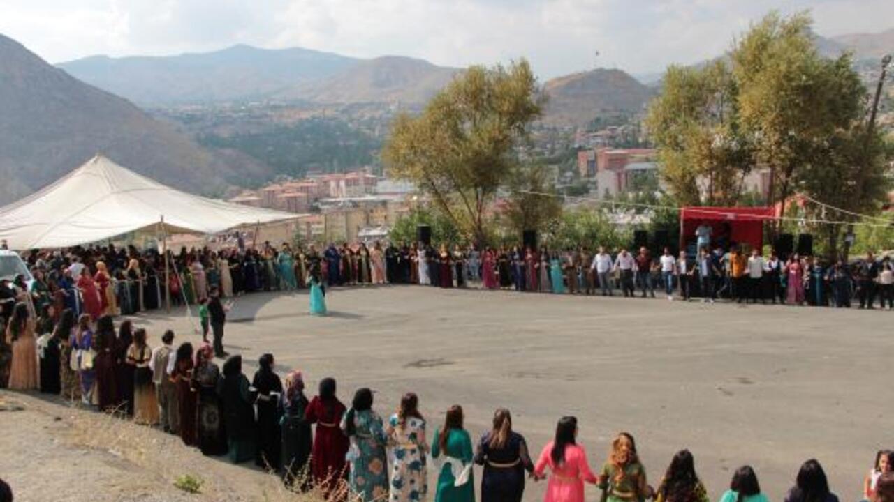 Diyarbakır yasak dinlemiyor! Her akşam farklı bir düğün