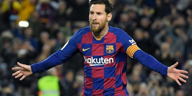 LaLiga; "Messi serbest kalma bedelini (700 milyon avro) ödemekle yükümlüdür