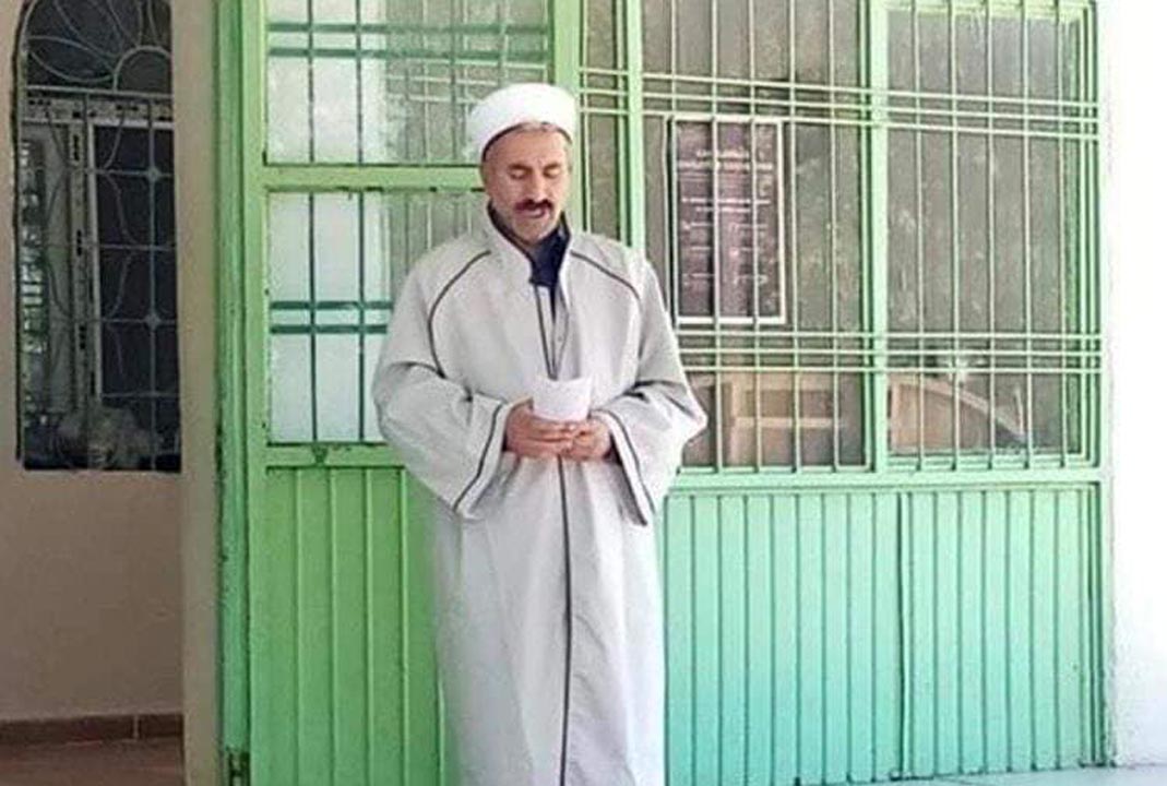 Koronadan ölenleri yıkayan imam hastalanıp öldü!