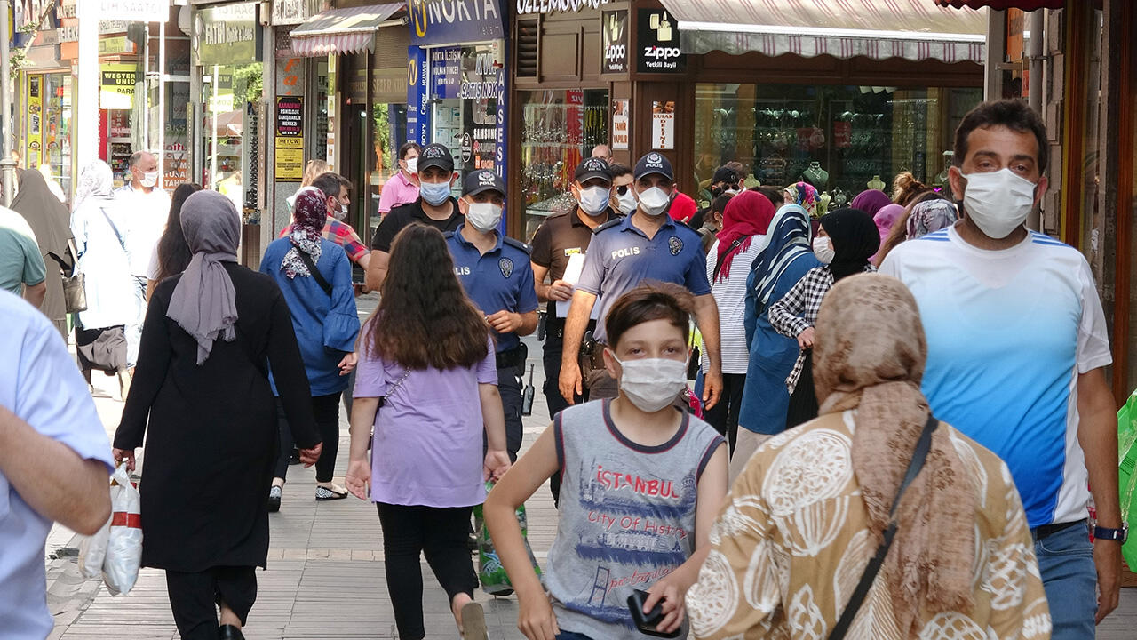 Çankırı ve Kastamonu'da vatandaş maske takmıyor!