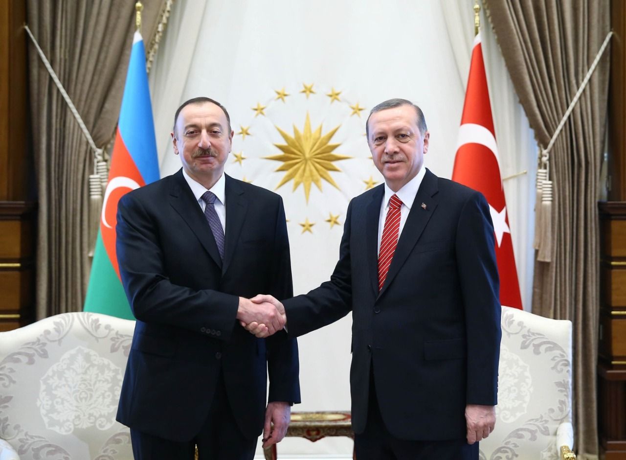 Cumhurbaşkanı Erdoğan, Azerbaycan Cumhurbaşkanı Aliyev'i tebrik etti