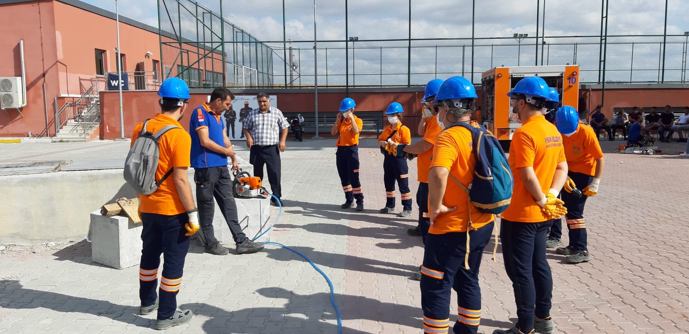 Pendik Belediyesi Arama Kurtarma Ekibi ile afet ve acil durumlara hazırlanıyor!