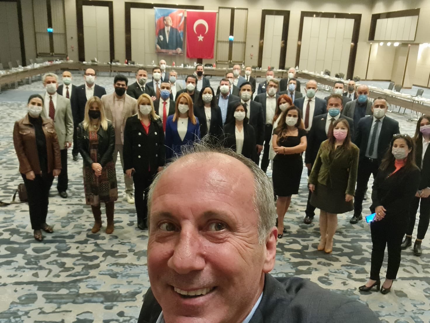 Muharrem İnce'nin Memleket Hareketinde yer alan İlhan Düz Yürek kimdir? Kaç yaşında? Nereli?