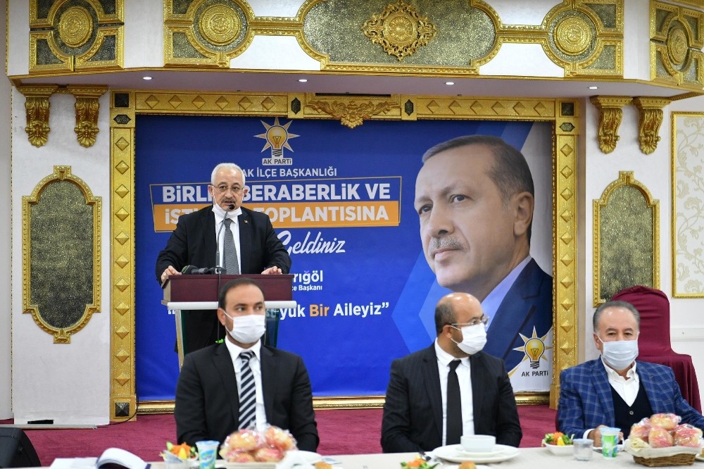 AK Parti Mamak İlçe Teşkilatı’ndan vefa yemeği