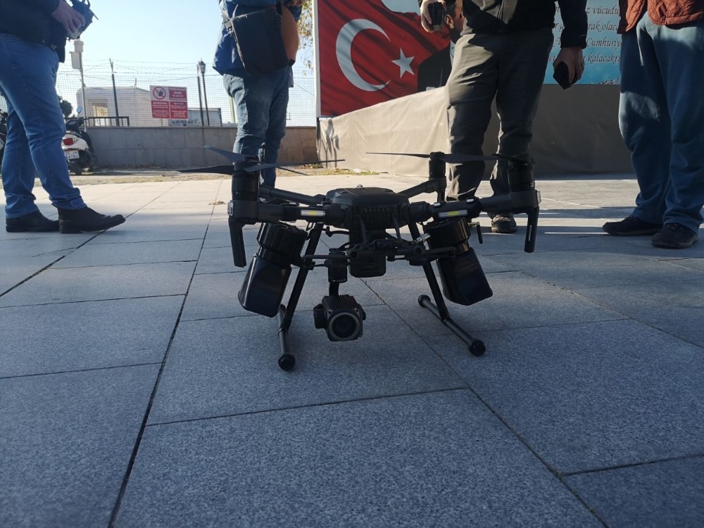 İzmir’de droneli korona denetimi