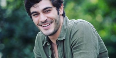 Burak Deniz kimdir? Aslen nereli? Kaç yaşında? Hangi dizilerde rol aldı?