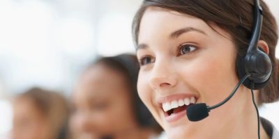 Çağrı karşılama personeli nedir, ne iş yapar? Çağrı karşılama personeli maaşı ne kadar?