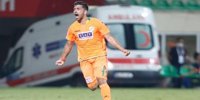 Anastasios Bakasetas kimdir? Kaç yaşında? Hangi takımlarda oynadı?