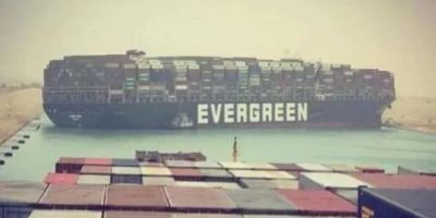 Süveyş Kanalı krizi devam ediyor! Günlük zarar 9,6 milyar dolar...