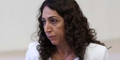 Son dakika | Polis memuruna yumruk atan DBP'li Milletvekili Salihe Aydeniz hakkında flaş gelişme! Dokunulmazlığının kaldırılmasına ilişkin fezleke, Mecliste!