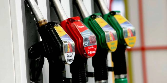 Araç sahiplerinin ayağını gazdan çekecek haber! Kontak çalıştırırken bir kez daha düşünün! Benzine zam yolda...