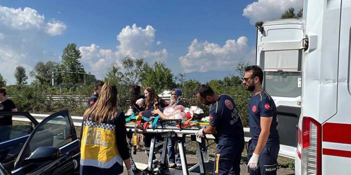 TEM otoyolunda zincirleme kaza! Çok sayıda yaralı var...