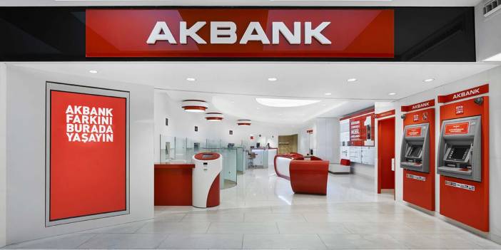 Akbank çöktü mü, sorun mu var 8 Ekim 2022 Cumartesi ? Hacklendi mi? Akbank müşteri hizmetleri numarası nedir?
