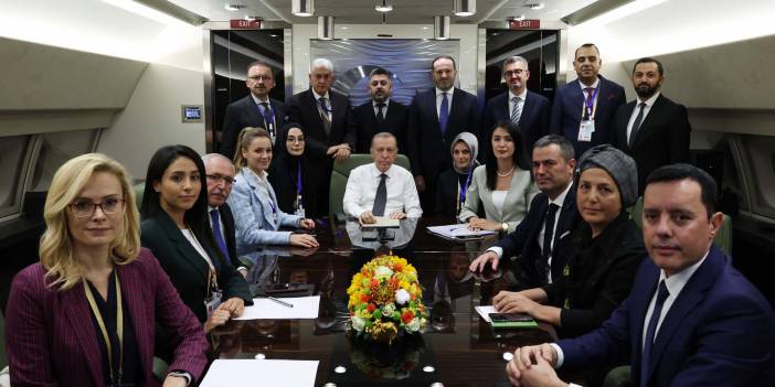 Cumhurbaşkanı Erdoğan'dan Azerbaycan dönüşü önemli açıklamalar! Kimyasal silah yalanına ateş püskürdü:" Bunlar densizdir, bunlar ahlaksızdır"