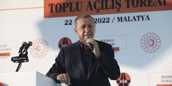 Cumhurbaşkanı Erdoğan, Malatya'da konuştu! Başörtüsü için Kılıçdaroğlu'na seslendi: "Sıkıyorsa referanduma götürelim, kararı millet versin"