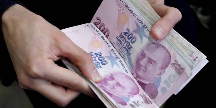 Merkez Bankası enflasyon tahminini yükseltti, tüm taşlar yerinden oynadı! Asgari ücrete ne kadar zam gelecek?