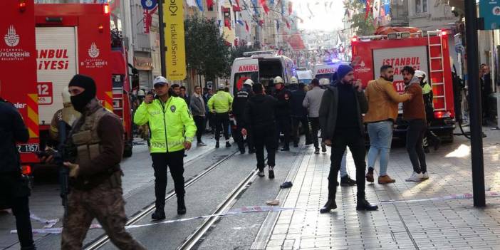 İstiklal Caddesi'nde hain saldırı! Saldırganın bombayı koyup kaçtığı anlar ortaya çıktı!