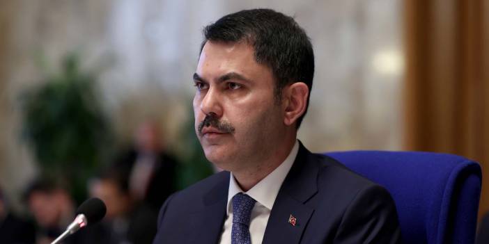 Bakan Kurum, Düzce'deki ağır hasarlı yapı sayısını açıkladı: "Sağlıklı konutlarımızı inşa edip teslim edeceğiz"