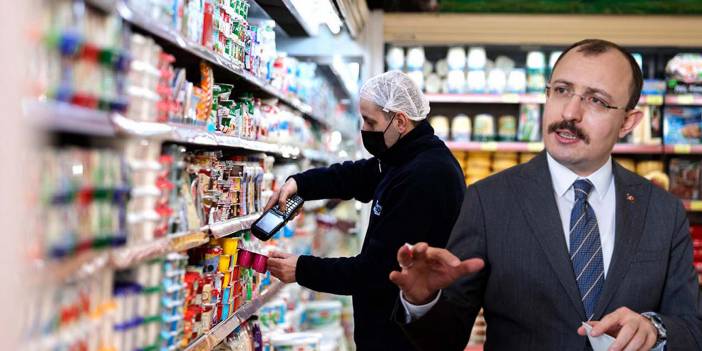 Asgari ücret sonrası etiketler değişmişti! Bakan Muş, zincir marketlerin müdürleriyle bir araya geldi: "Etiket fiyatlarıyla ilgili uyarılarda bulunduk"