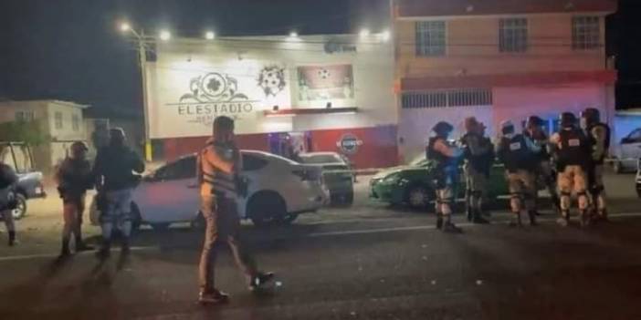 Bara bombalı ve silahlı saldırı: Ölüler ve yaralılar var