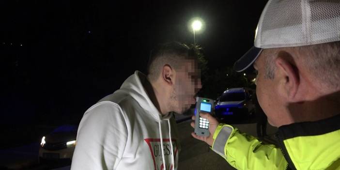 Bursa'da trajikomik olay! Alkometreyi üflenmek yerine yutmaya yeltendi!