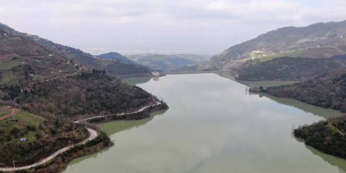 Mart bereketli geçti! Kocaeli'de Yuvacık Barajı doldu taştı!