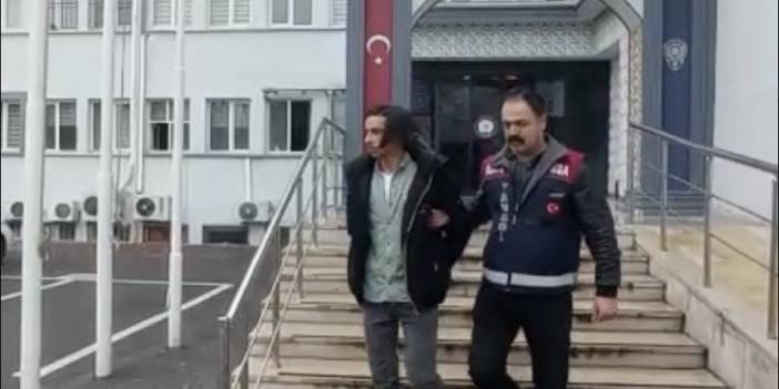 Bursa'da pes dedirten olay: 18 yaşındaki sahte polis emekli öğretmeni dolandırdı