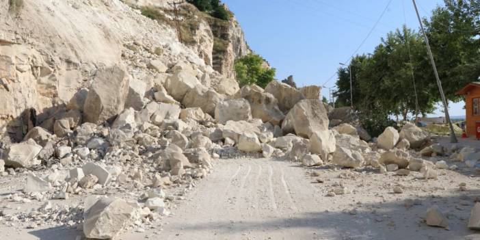 Heyelan korkusuyla göç ettiler! 60 hanelik ilçe boşaltıldı