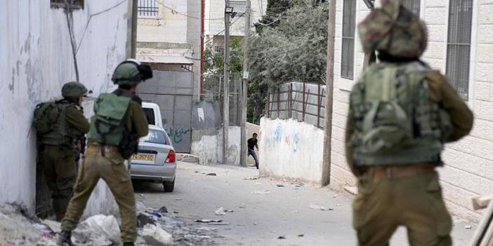 Batı Şeria'da İsrail güçleri, bir Filistinliyi ateş açarak öldürdü!