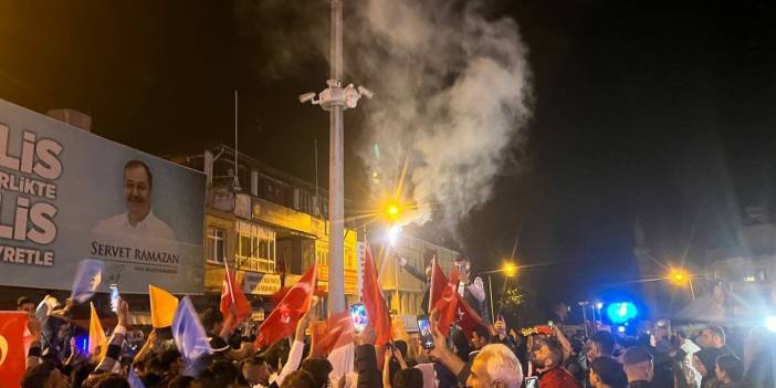 Erdoğan’ın zaferi Kilis’te coşkuyla kutlandı