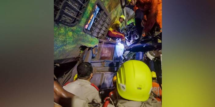 Hindistan'ın Orissa eyaletinde feci tren kazası meydana geldi çok sayıda ölü ve yaralı var