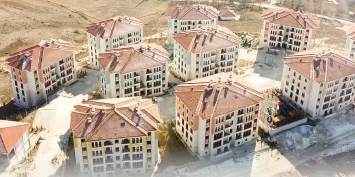 İnşaatta hız rekorları: Depremden etkilenen 11 ilde kalıcı konutlar yükseliyor