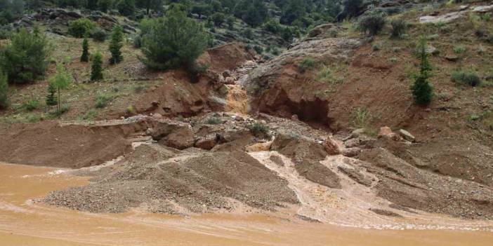 Heyelan felaketinin yaşandığı bölge dron ile görüntülendi, felaket gün yüzüne çıktı!