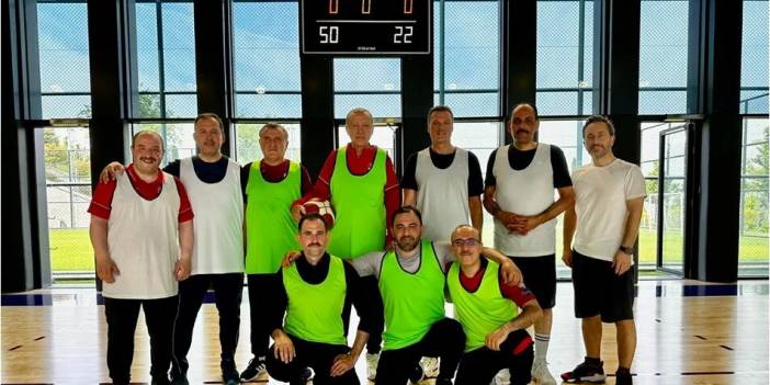 Cumhurbaşkanı Erdoğan'dan ve kurmayları basketbol maçı yaptı! Mustafa Varank paylaştı!