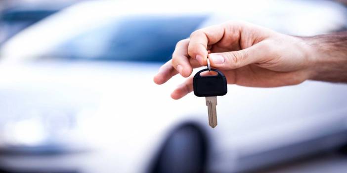 Araba almak isteyenler dikkat! Bugünden itibaren yasak geldi: O kurala uymayanlar yandı