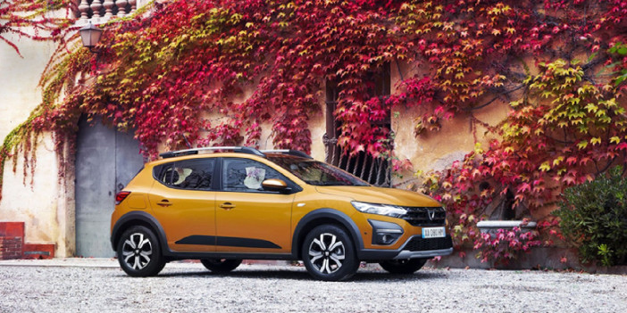 Dacia'nın o modeli 400 TL'ye piyasaya sürüldü! Fırsatı kaçıran pişman olacak