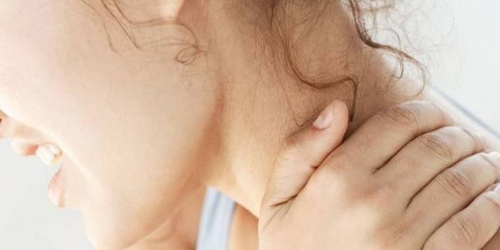 Boyun tutulmasına ne iyi gelir? Hangi krem kullanılır?