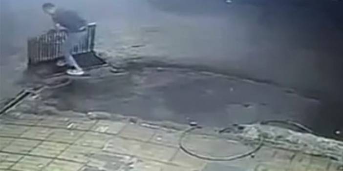 Mazgal hırsızları bu kez Sultangazi’de hortladı! 75 kiloluk mazgalı böyle çaldı! Esnaf nöbette