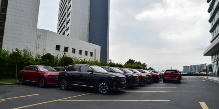 Togg, sahipleriyle buluşmaya devam ediyor, son iki haftada 909 adet teslimat yapıldı