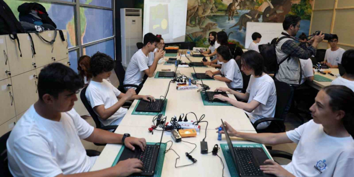 Menteşe Belediyesi’nden ‘Geleceğin meslekleri’ projesi