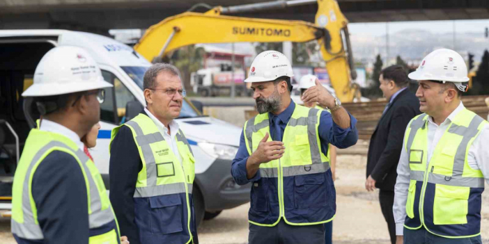 Başkan Seçer: "Mersin’in doğu girişinde trafik sorunu ortadan kalkmış olacak"