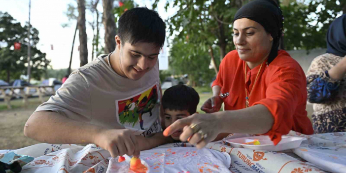 Engelli çocuklar Zeytinpark’ta kampta