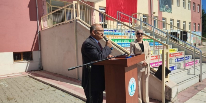 Müdür Mahmut Bahadur: “Eğitim öğretim yılımız sorunsuz başladı”